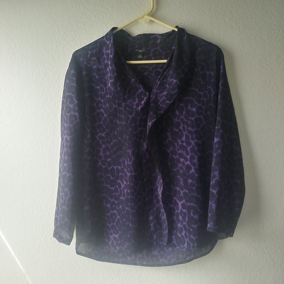 AnnTaylor Leopard  Blouse - Picture 2 of 4